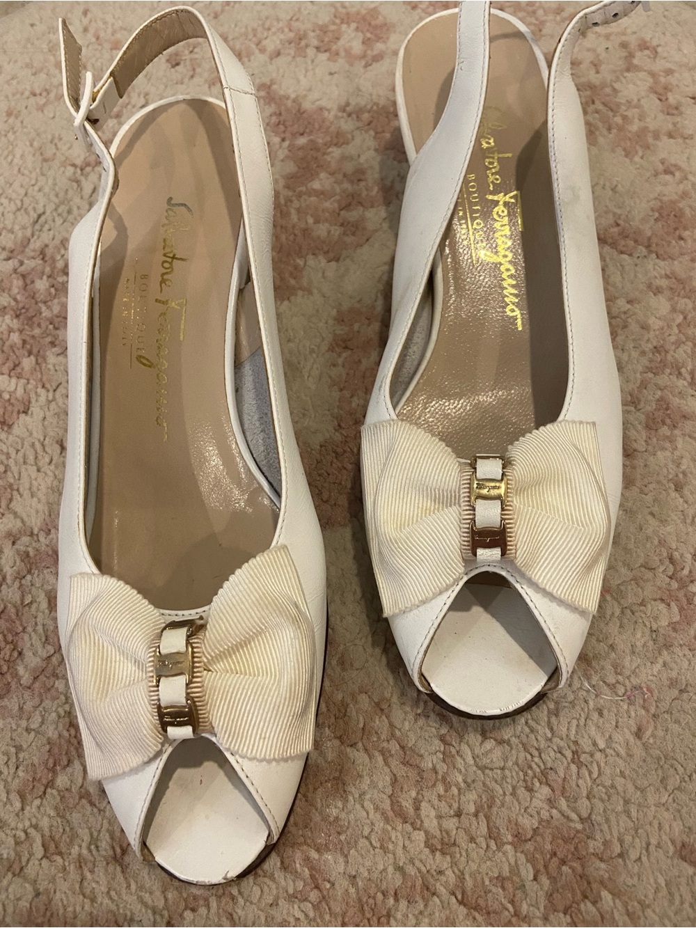 Salvatore Ferragamo Women's Leather White Bow Peep-Toe Slingback Heels 8